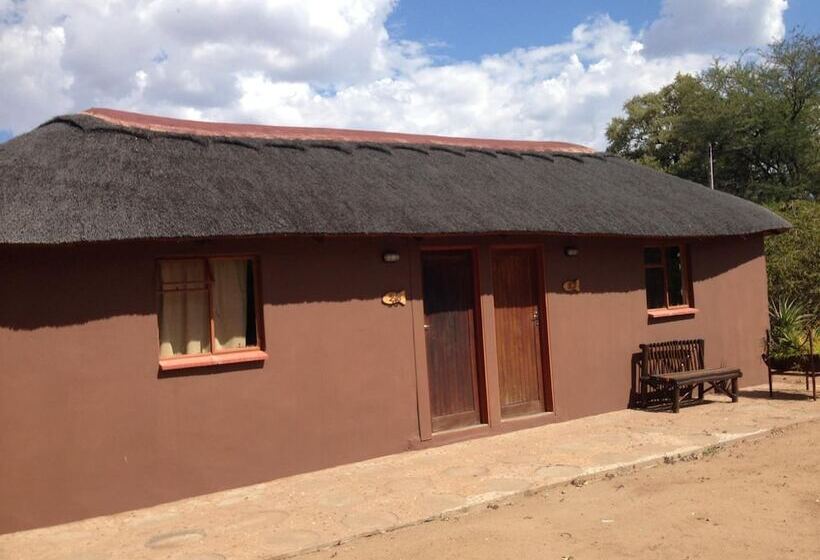 هتل Phokoje Bush Lodge