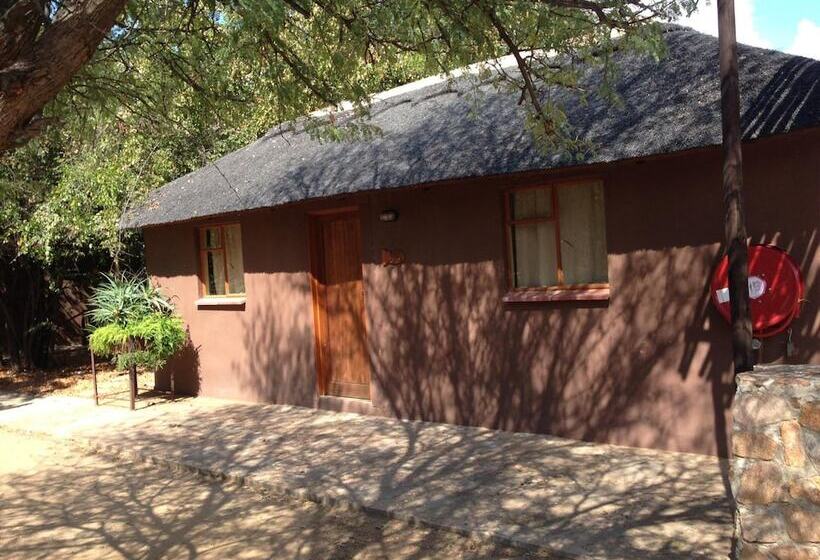 هتل Phokoje Bush Lodge