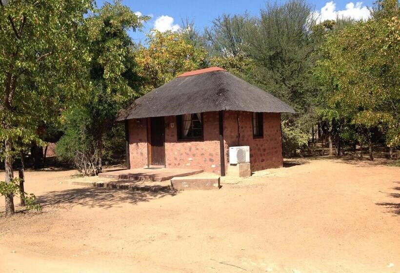 هتل Phokoje Bush Lodge