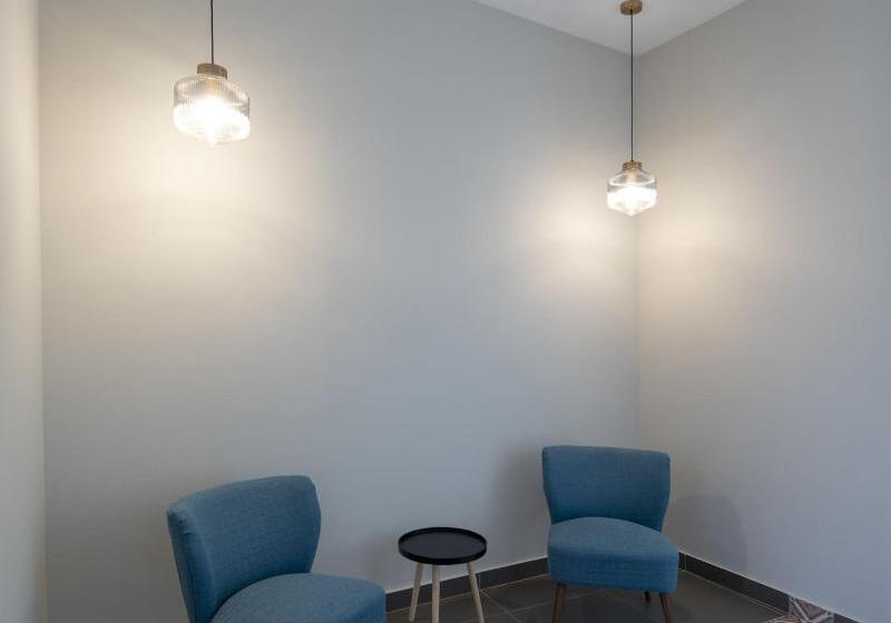 ホテル Plaka Arch Suites