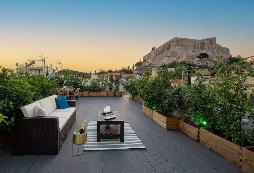 هتل Plaka Arch Suites