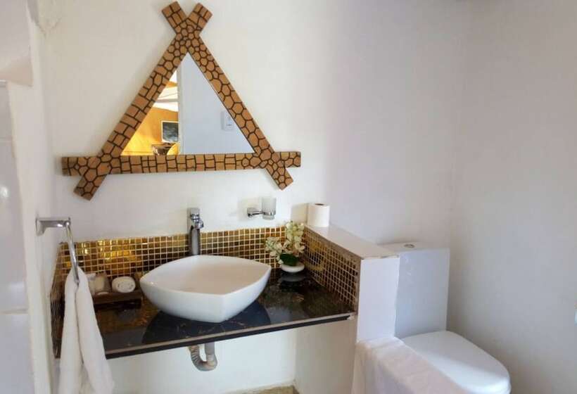 هتل The Cradle Tented Camp