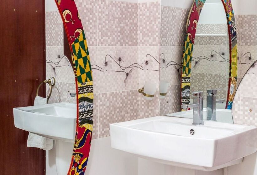 هتل The Cradle Tented Camp