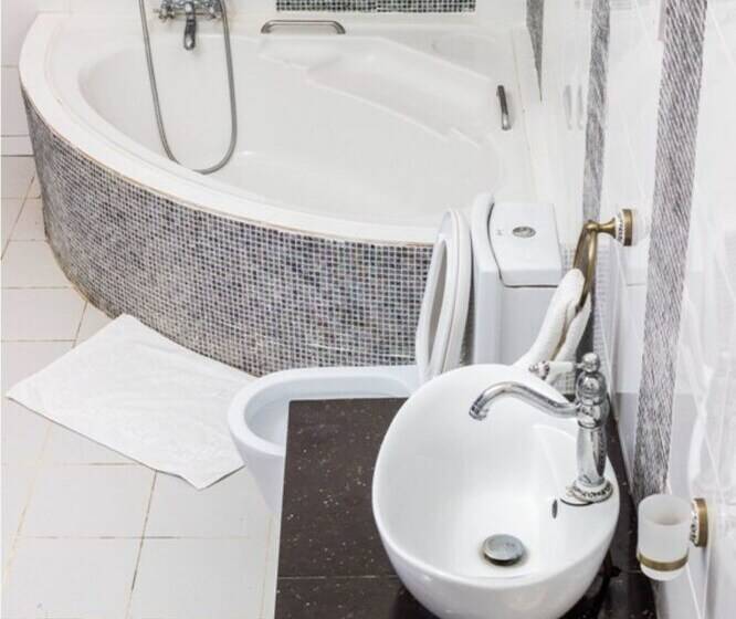 هتل The Cradle Tented Camp