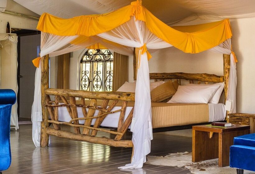 هتل The Cradle Tented Camp