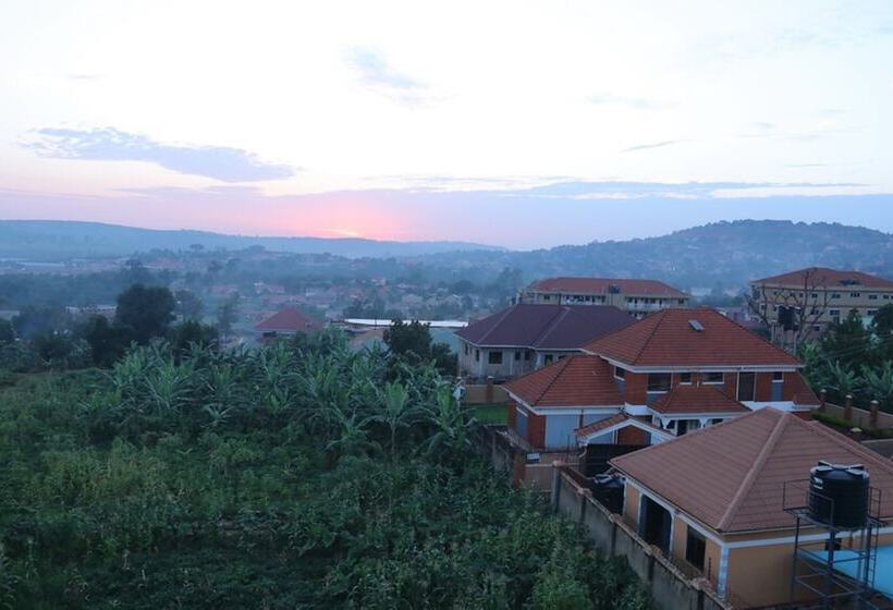 هتل The Shoebill Nest