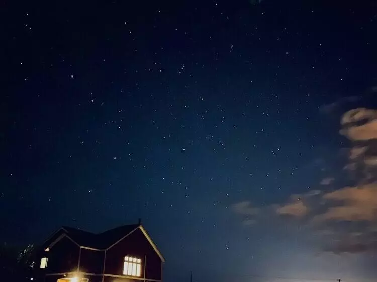 Shooting Star The Bed & Breakfast