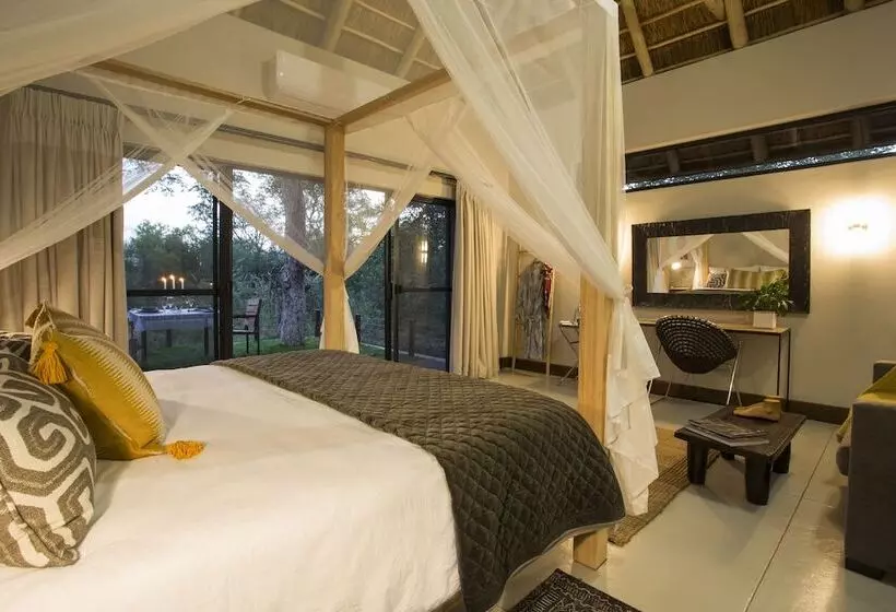 ホテル Moya Safari Lodge & Villa