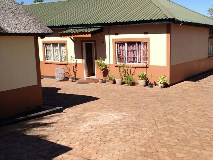 هتل Standard Way Lodge