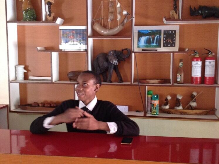 هتل Standard Way Lodge