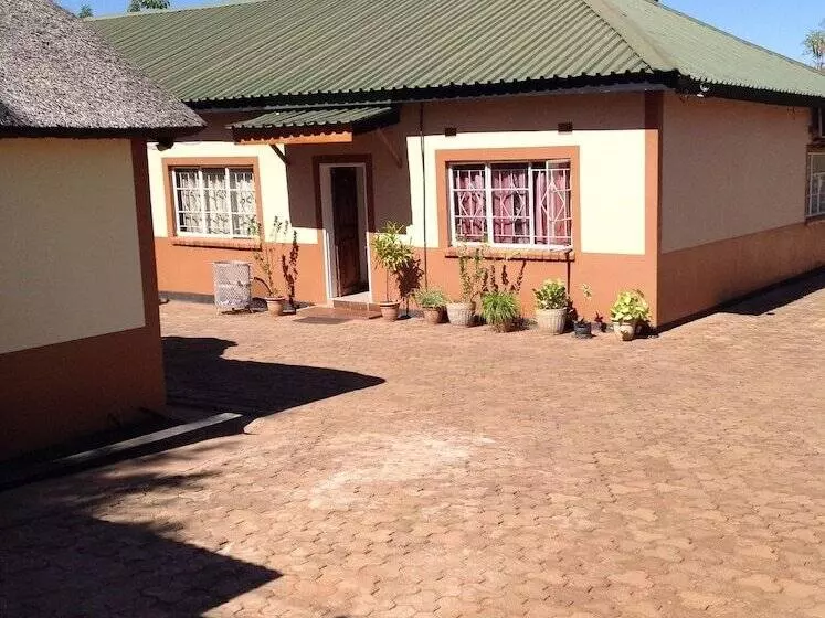 هتل Standard Way Lodge
