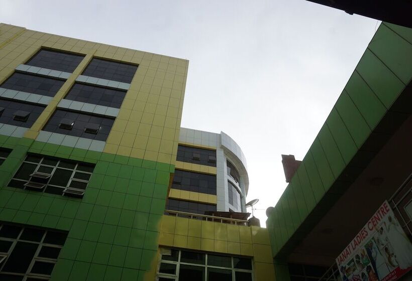 Là Ponye Hotel Apartment