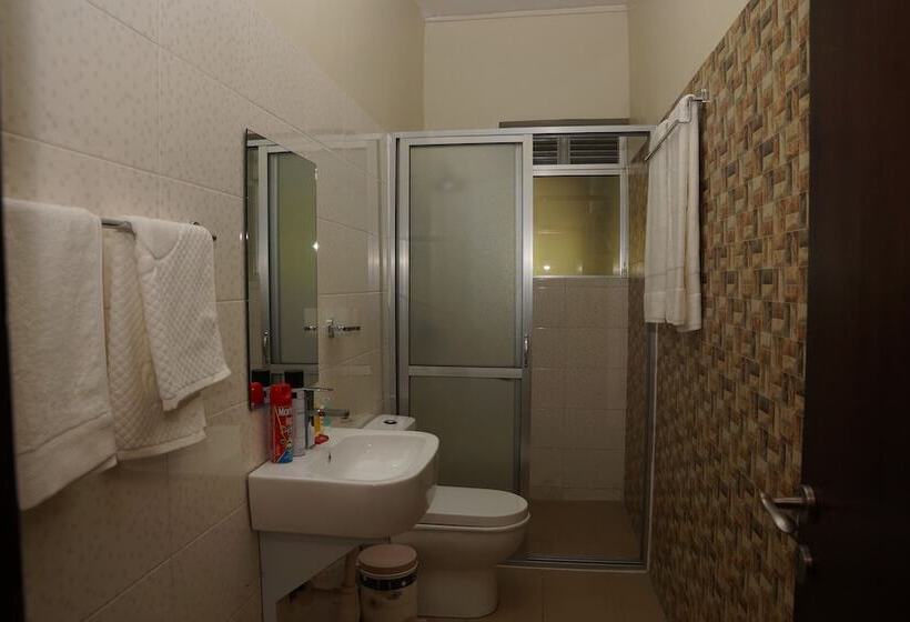 Là Ponye Hotel Apartment