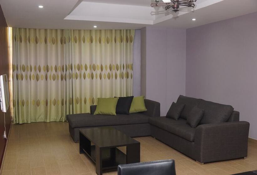 Là Ponye Hotel Apartment