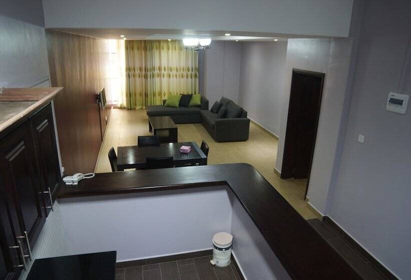 Là Ponye Hotel Apartment