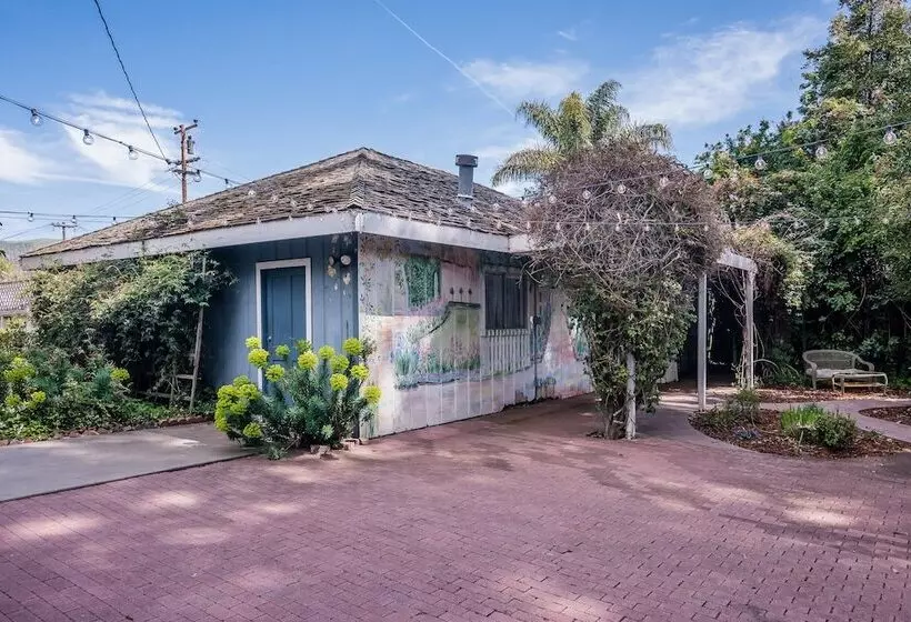 住宿加早餐  Kaleidoscope Inn & Gardens