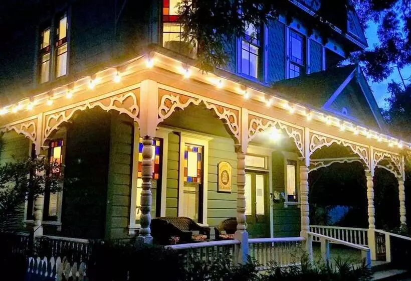 住宿加早餐  Kaleidoscope Inn & Gardens