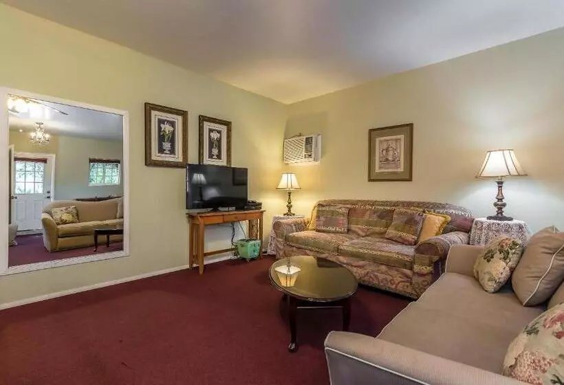 住宿加早餐  Kaleidoscope Inn & Gardens