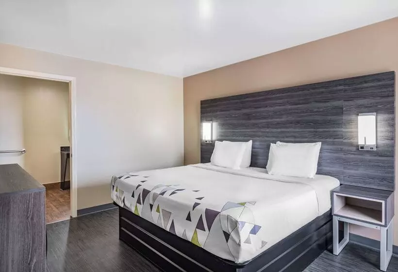 Отель Baymont By Wyndham Commerce Ga Near Tanger Outlets Mall