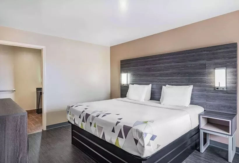 Отель Baymont By Wyndham Commerce Ga Near Tanger Outlets Mall