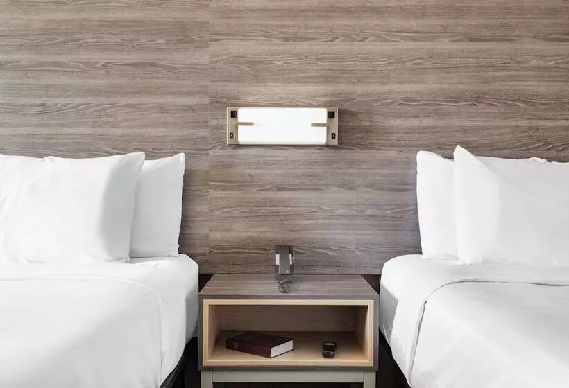 Отель Baymont By Wyndham Commerce Ga Near Tanger Outlets Mall