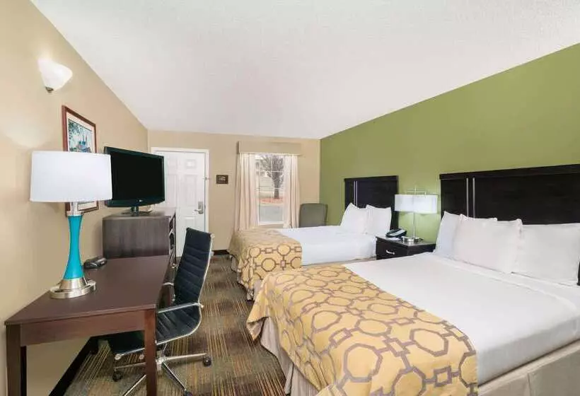 ホテル Baymont By Wyndham Prattville   Montgomery