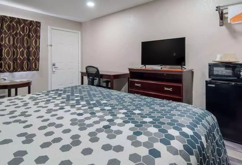 בית מלון כפרי Econo Lodge Waco North I35