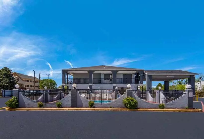 בית מלון כפרי Econo Lodge Waco North I35