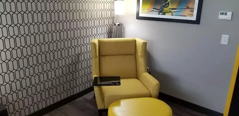 هتل Glō Best Western Lexington