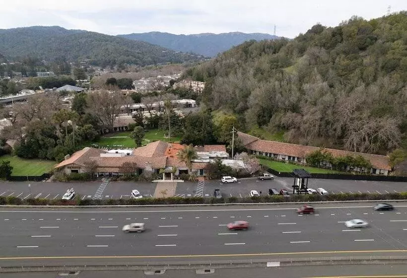 Inn Marin And Suites, Ascend Hotel Collection