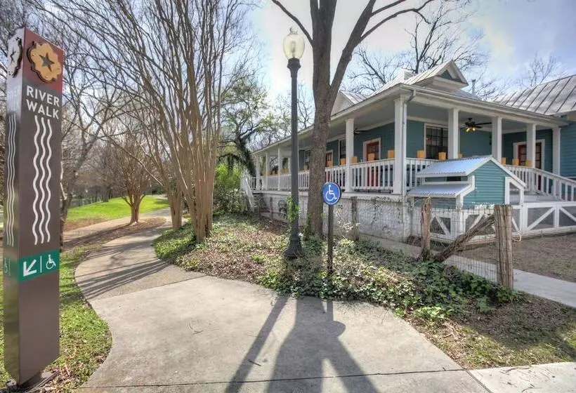 هتل Inn On The Riverwalk