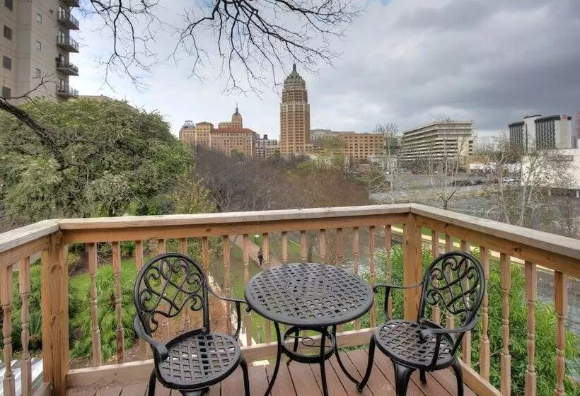 هتل Inn On The Riverwalk