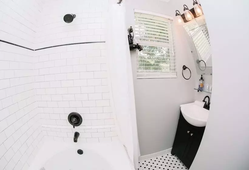 هتل Inn On The Riverwalk