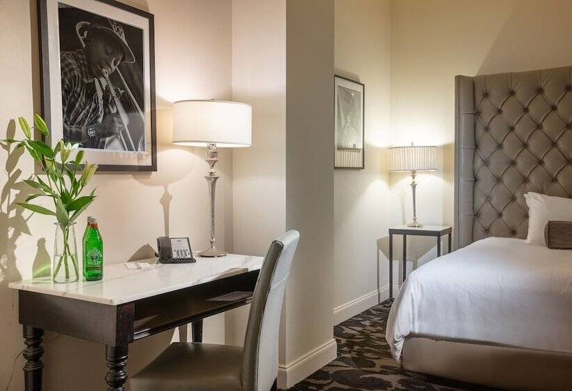 Hotel International House