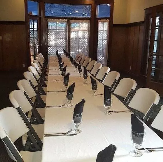 酒店 Irwin Street Inn