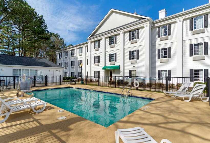 Отель Quality Inn Newnan Atlanta South