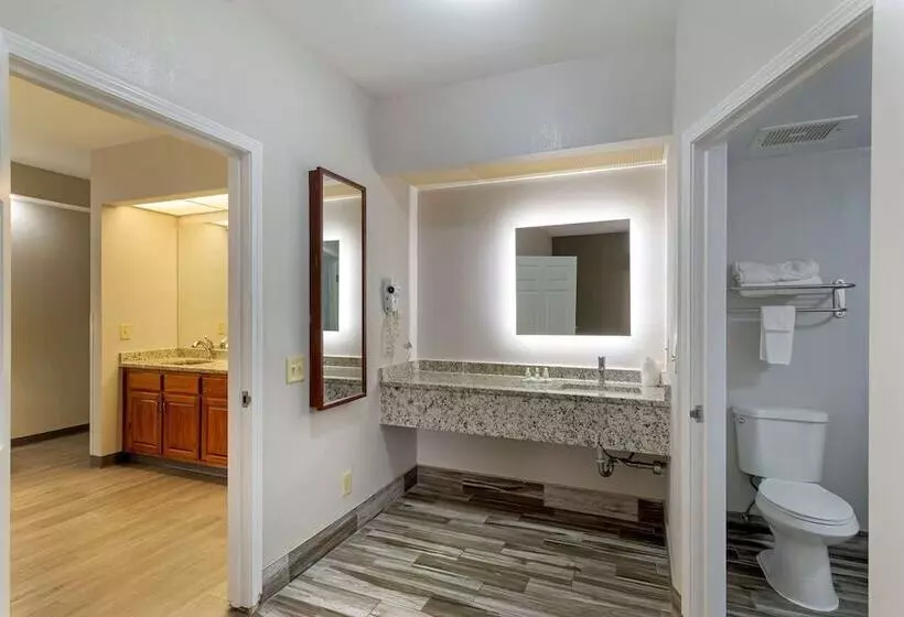 فندق Quality Inn Newnan Atlanta South