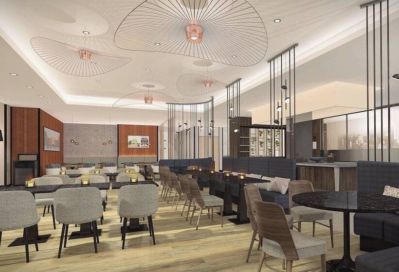 Hotell Courtyard By Marriott Paris Porte De Versailles