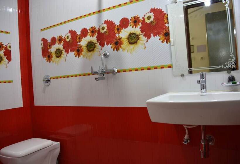 בית מלון כפרי Kismat Mahal