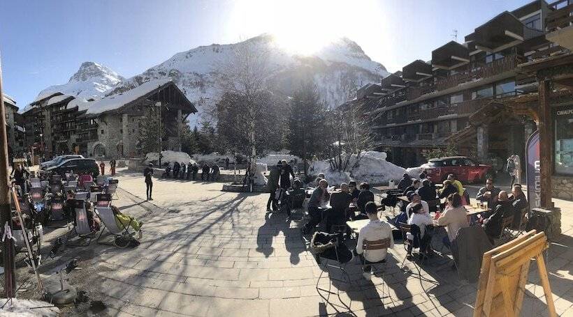 هتل & Spa Le Val D Isère