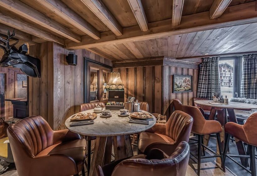 هتل & Spa Le Val D Isère