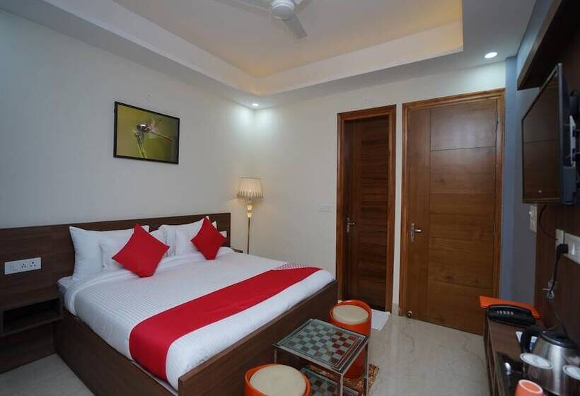 Hotell Pllazio Residency