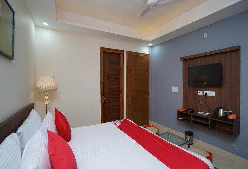 Hotell Pllazio Residency