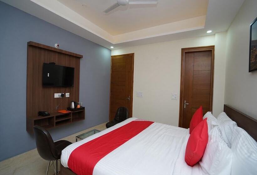 Hotell Pllazio Residency