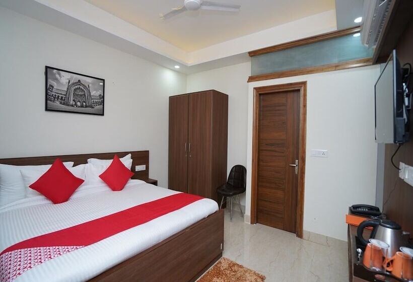 Hotell Pllazio Residency