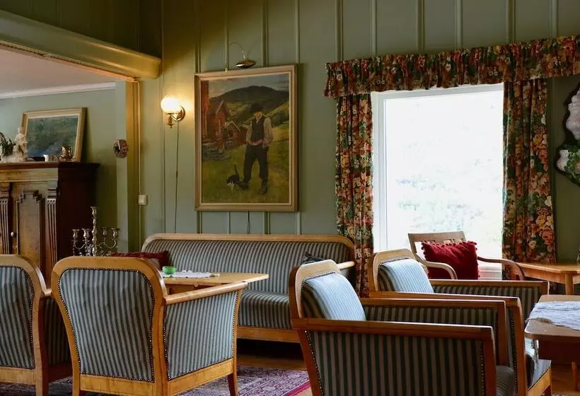 Vatnahalsen Høyfjellshotell