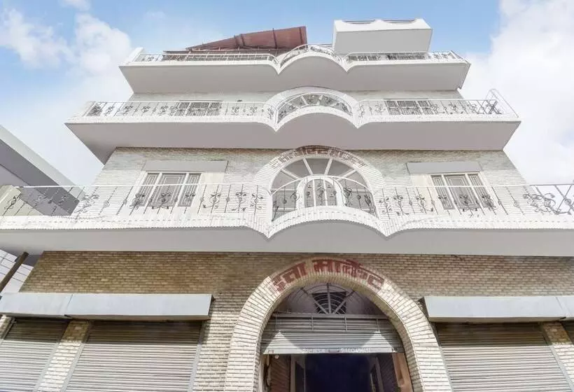 ホテル Spot On 47388 Dutta Guest House