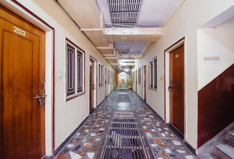 ホテル Spot On 47388 Dutta Guest House