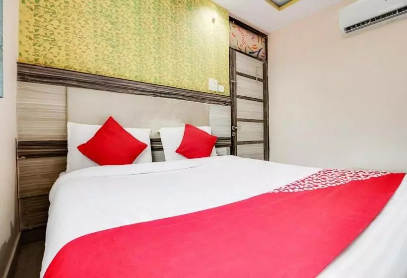 Hotelli O Tulsi Palace