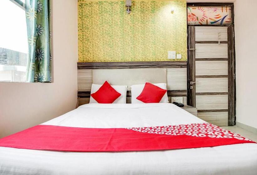 Hotel O Tulsi Palace